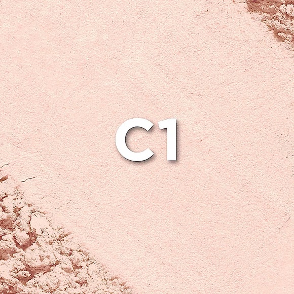 3/$10 L’Oréal C1 Cool Light True Match Super Blendable Powder - Picture 2 of 3